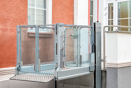 Plataforma salvaescaleras vertical