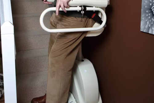 Salvaescalera semi de pie