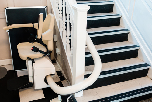 Silla salvaescaleras curva